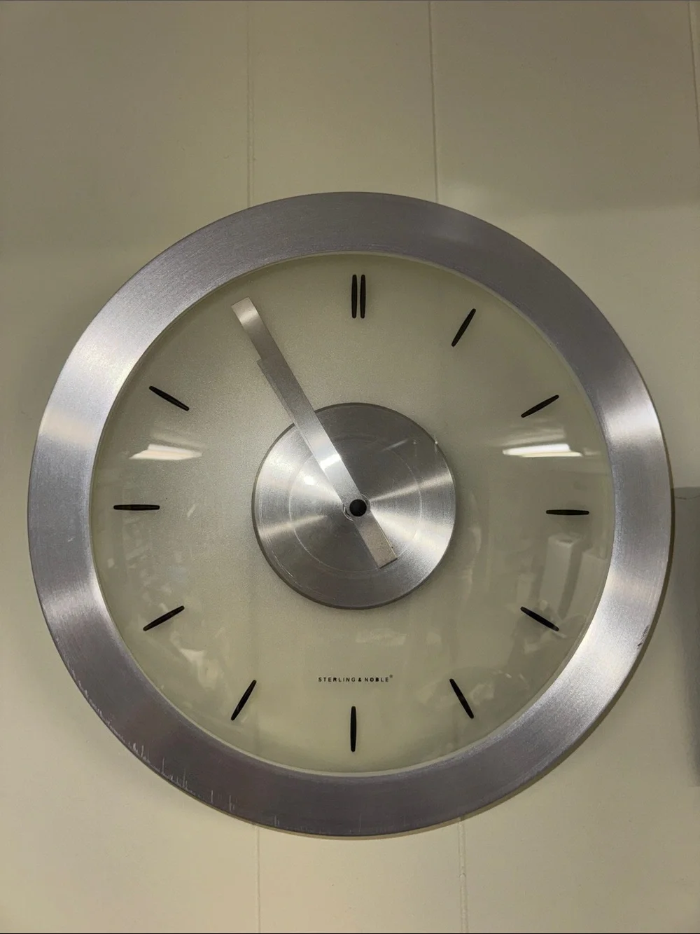 Silver Modern Wall Clock - Minimalist Design